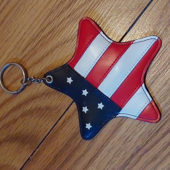 unbranded Accessories - Star Keychain with tiny change purse